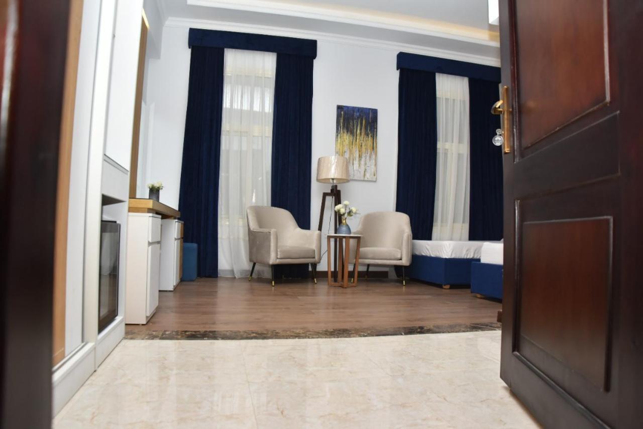 Ultra Loaloa Nile Maadi Hotel Cairo Exterior photo